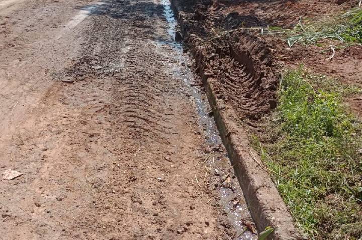 Após solicitação do vereador Edimilson Dourado, Prefeitura intensifica limpeza no bairro Nova Floresta