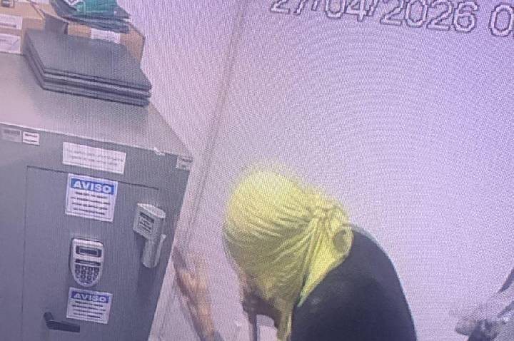 Ataque frustrado: Polícia Militar impede roubo a banco e prende suspeitos em Guajará-MirimAtaque frustrado: Polícia Militar impede roubo a banco e prende suspeitos em Guajará-Mirim