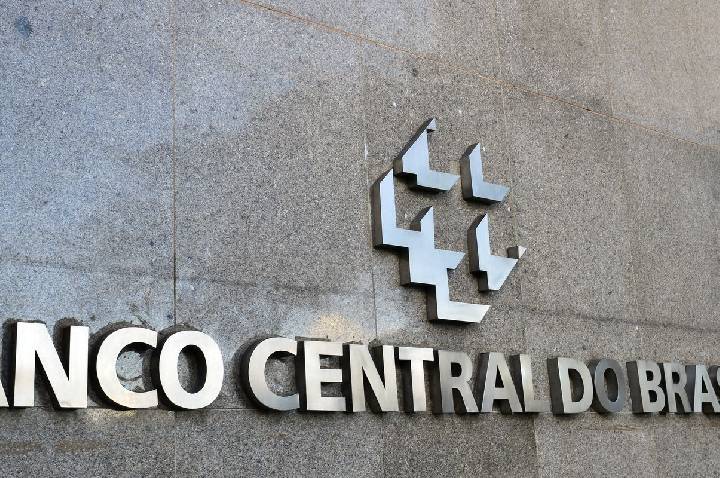 BC regulamenta regras do CMN para limitar uso do FGC por bancos