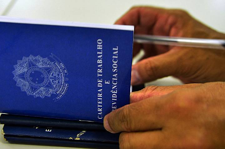 Brasil cria 58,5 mil postos de trabalho em julho, aponta Caged