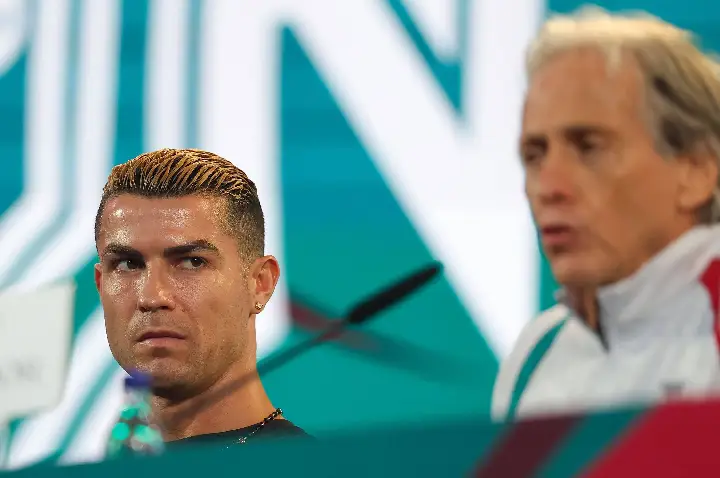 ‘Compartilhei o tempo de Pelé e nunca vi nada parecido’: Ex-Portugal detona Cristiano Ronaldo