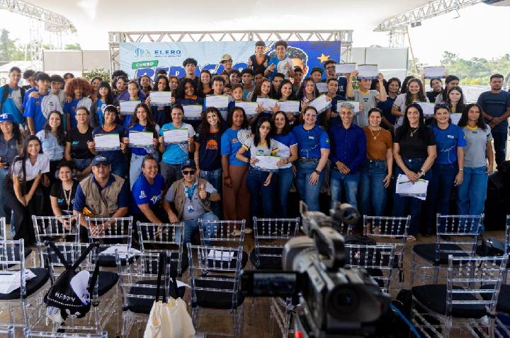 Escola do Legislativo leva aulões e cursos para a população de Buritis durante a 9ª Expobur