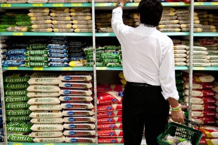 Excesso de chuvas causa aumento no preço do feijão