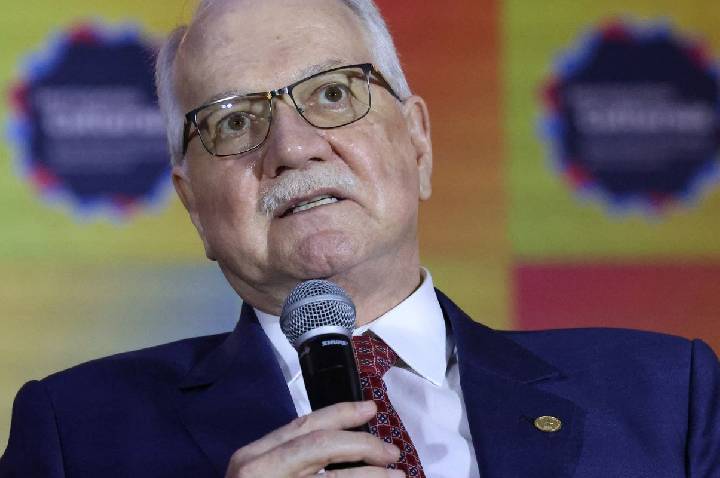 Fachin terá reunião com PF sobre citações a ministros no caso Master