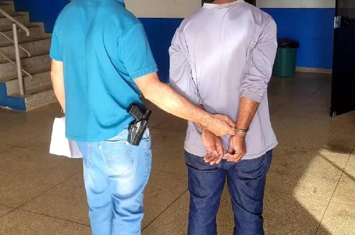 Homem é preso por praticar crimes sexuais contra a própria neta de 12 anos