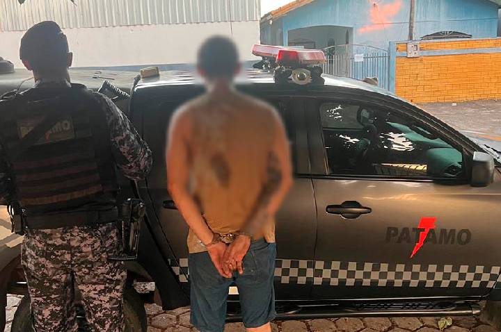 JI-PARANÁ – POLÍCIA MILITAR CUMPRE MANDADO DE PRISÃO E CAPTURA FORAGIDO DA JUSTIÇA NO CENTRO DA CIDADE