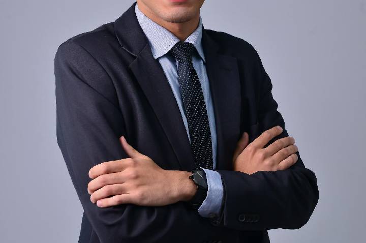 Juventude, Direito e Política em uma era de influência digital