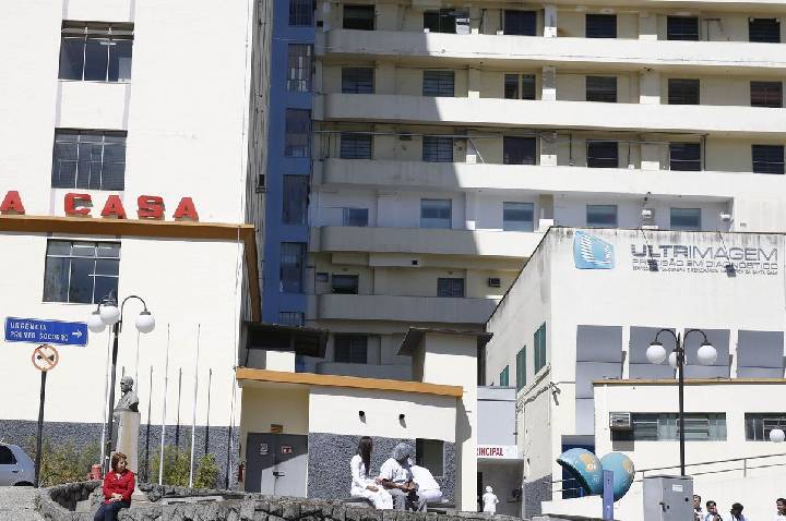 Lei prorroga uso do FGTS em hospitais filantrópicos ligados ao SUS