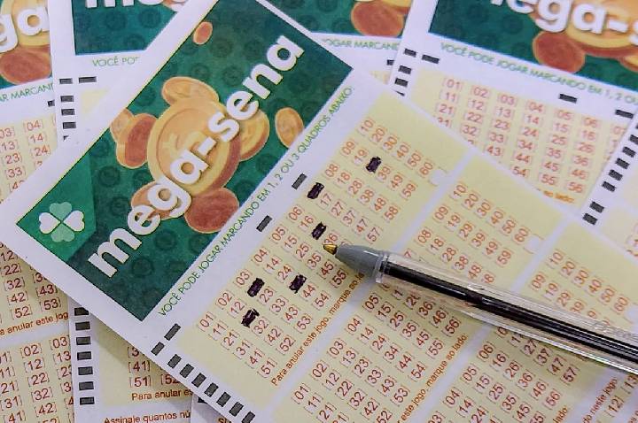 Mega-Sena acumula e pagará R$ 32 milhões na terça; confira dezenas