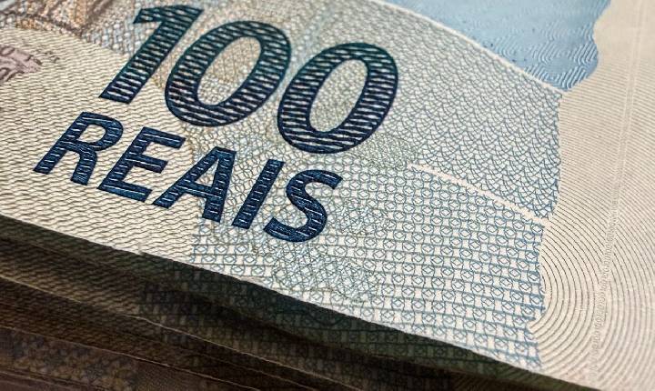 Orçamento de 2027 tem estimativa de superávit de R$ 83,4 bilhões