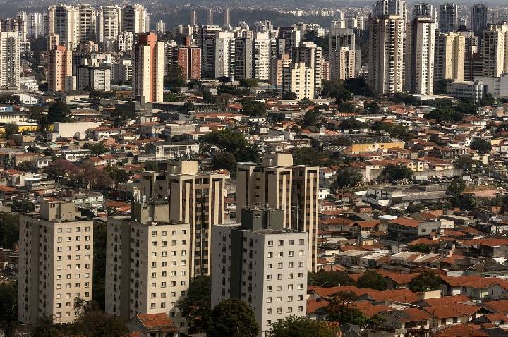 Pessoas com deficiência vivem em piores condições de moradia, diz IBGE