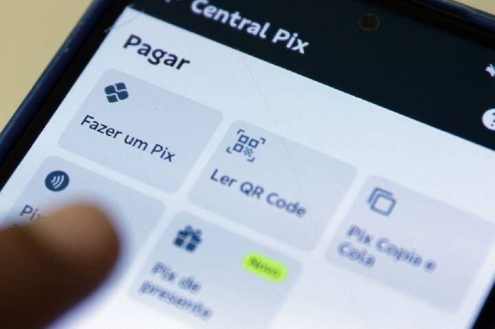 Pix enfrenta instabilidade na manhã deste domingo