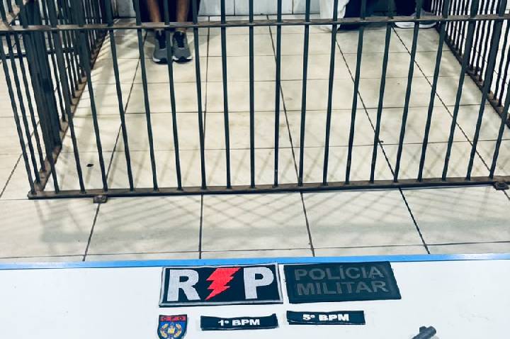 PM prende dois homens por porte ilegal de arma de fogo em casa de eventos de Porto Velho