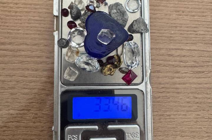 POLÍCIA FEDERAL atua contra mineração ilegal e comércio irregular de pedras preciosas