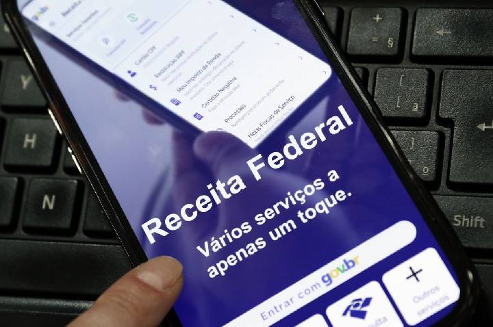 Receita paga nesta sexta-feira lote da malha fina do Imposto de Renda