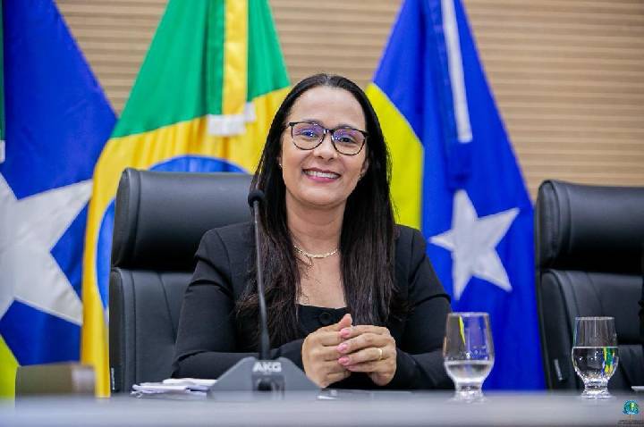 Rosangela Donadon defende incentivo à ciência para projeto do IFRO de Ji-Paraná