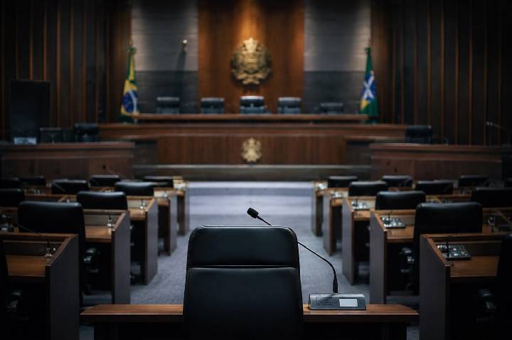 Rumores de esvaziamento de sessão levantam debate sobre estratégia política na Assembleia em Rondônia