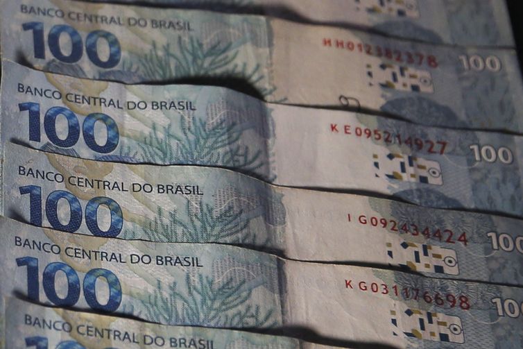 Educação e BC são preservados de cortes no Orçamento