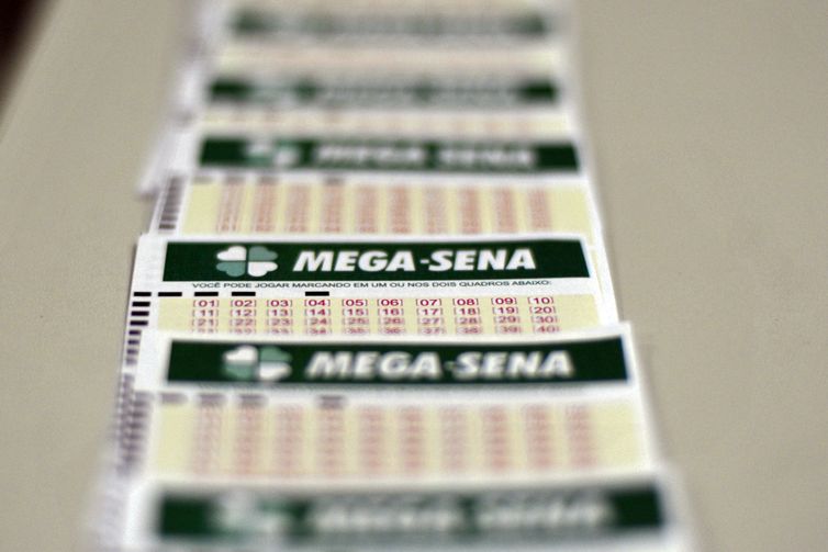 Mega-Sena não tem ganhadores e prêmio acumula em R$ 11 milhões