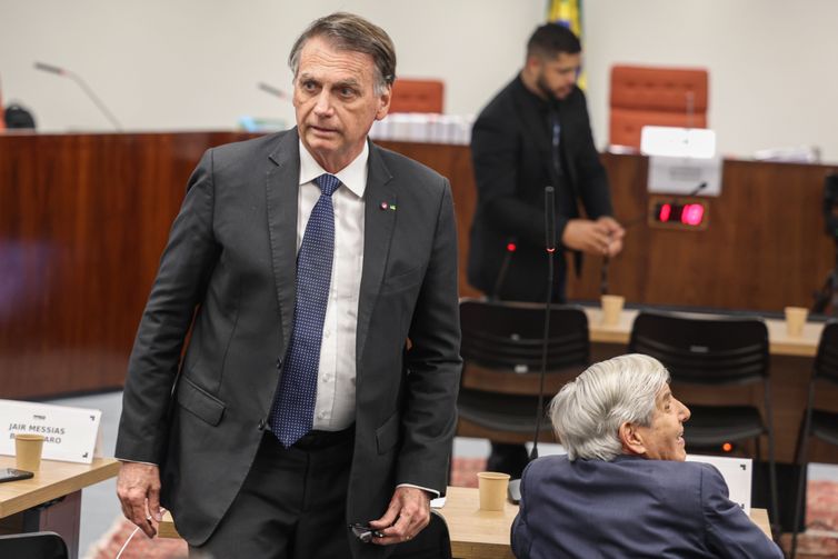 Bolsonaro pede ao STF anulação da delação de Mauro Cid 