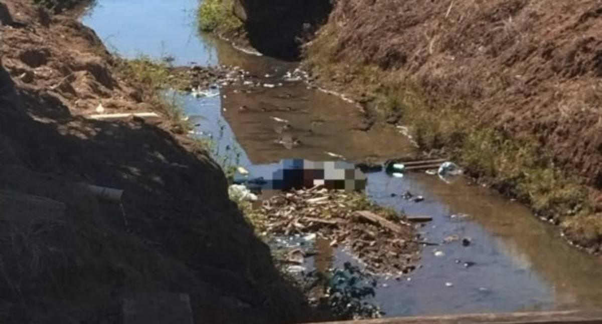 Corpo de homem é encontrado em córrego de Governador Jorge Teixeira