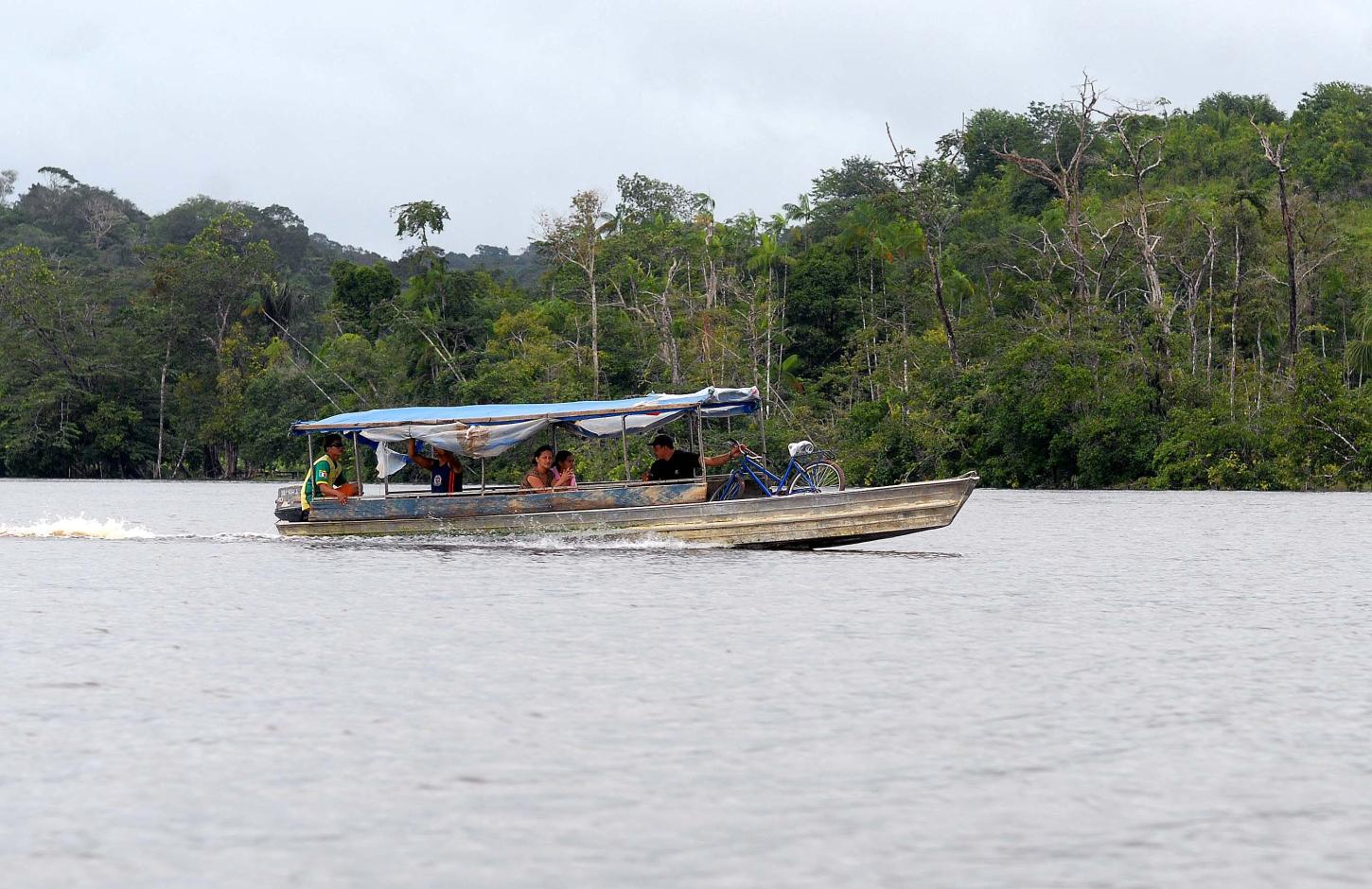 Burocracia do Cartório Marítimo dificulta acesso a serviços para moradores do interior de Rondônia.