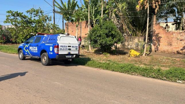 Corpo é encontrado enrolado em lona no bairro Nova Porto Velho