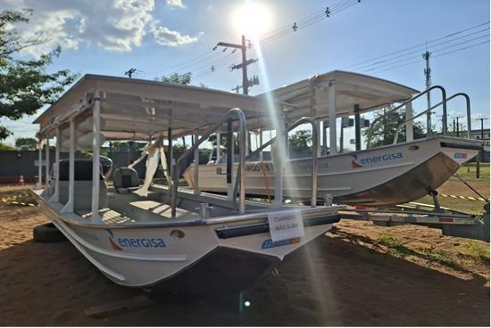 Energisa reforça atendimento no Baixo Madeira com aquisição de barcos e veículos Defenders