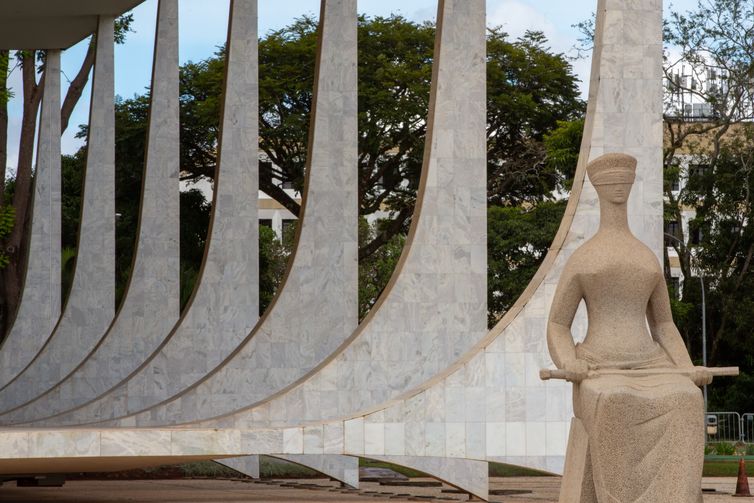 Para maioria do STF, violência doméstica garante benefício do INSS