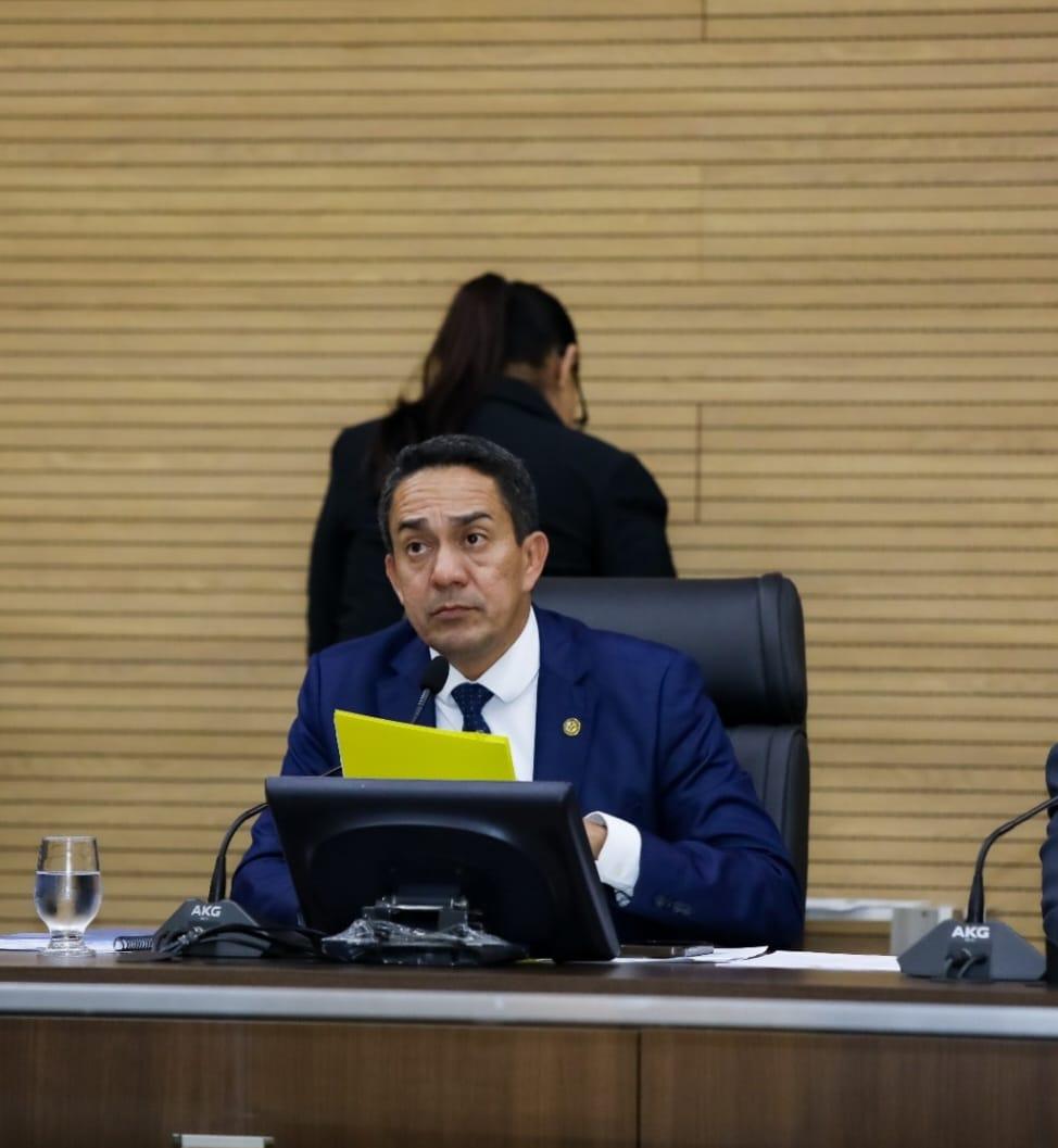 Deputado Eyder Brasil apresenta Projeto de Lei de Delegacia Especializada em Crimes Digitais contra Crianças e Adolescentes em Rondônia