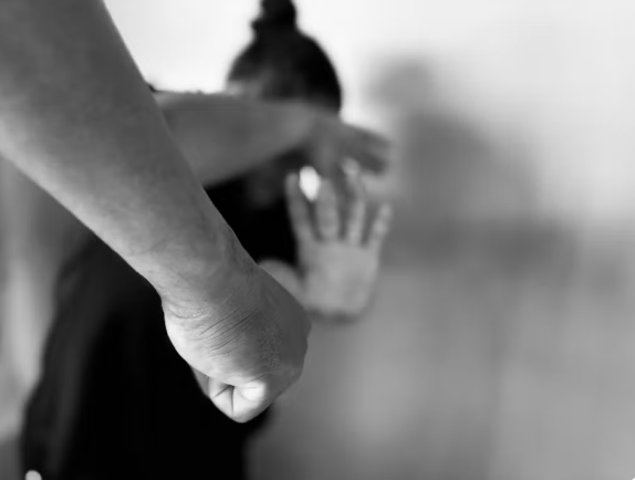 Feminicídios dobram em Rondônia: 17 mulheres assassinadas entre janeiro e julho.