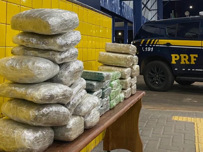 Casal é preso com mais de 40 kg de drogas durante fiscalização da PRF em Vilhena