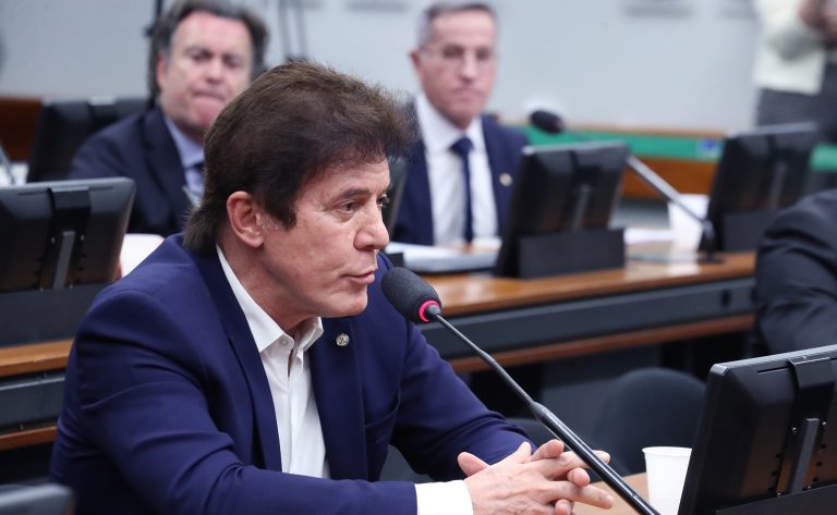 Comissão aprova criação de certificado para atestar segurança de destinos turísticos