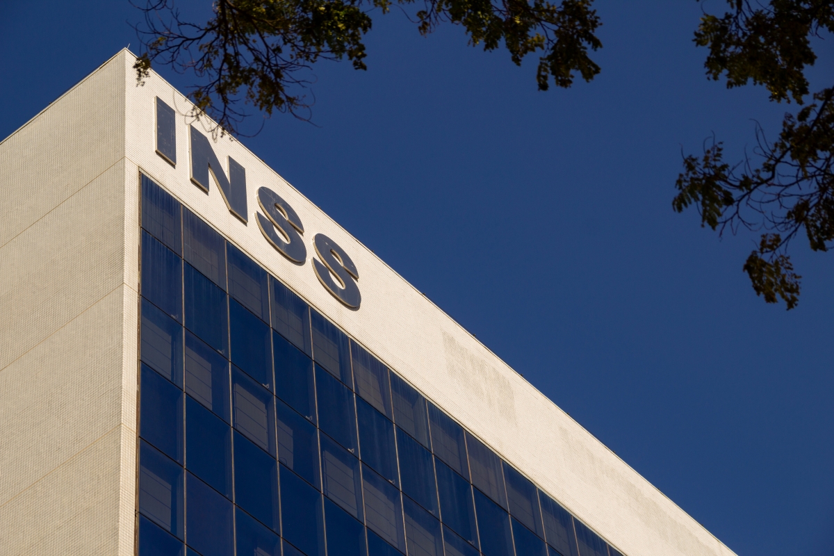 Investigado do INSS comprou R$ 13 milhões em imóveis à vista em 1 ano