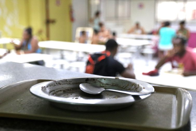 Metade das cidades não tem estrutura para política de combate à fome