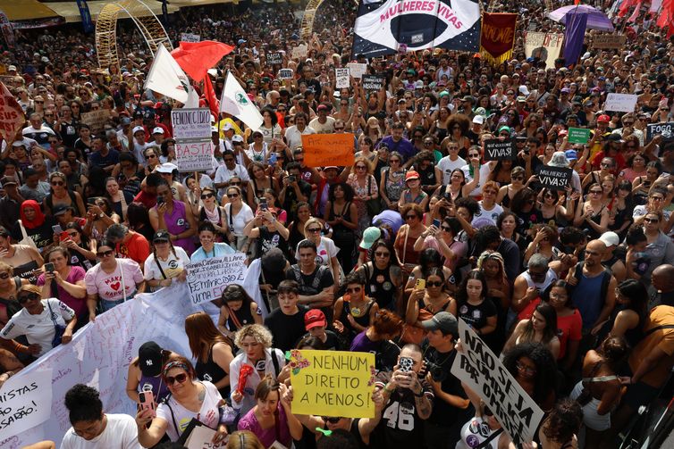 Basta ao Feminicídio é o grito do Levante de Mulheres em São Paulo