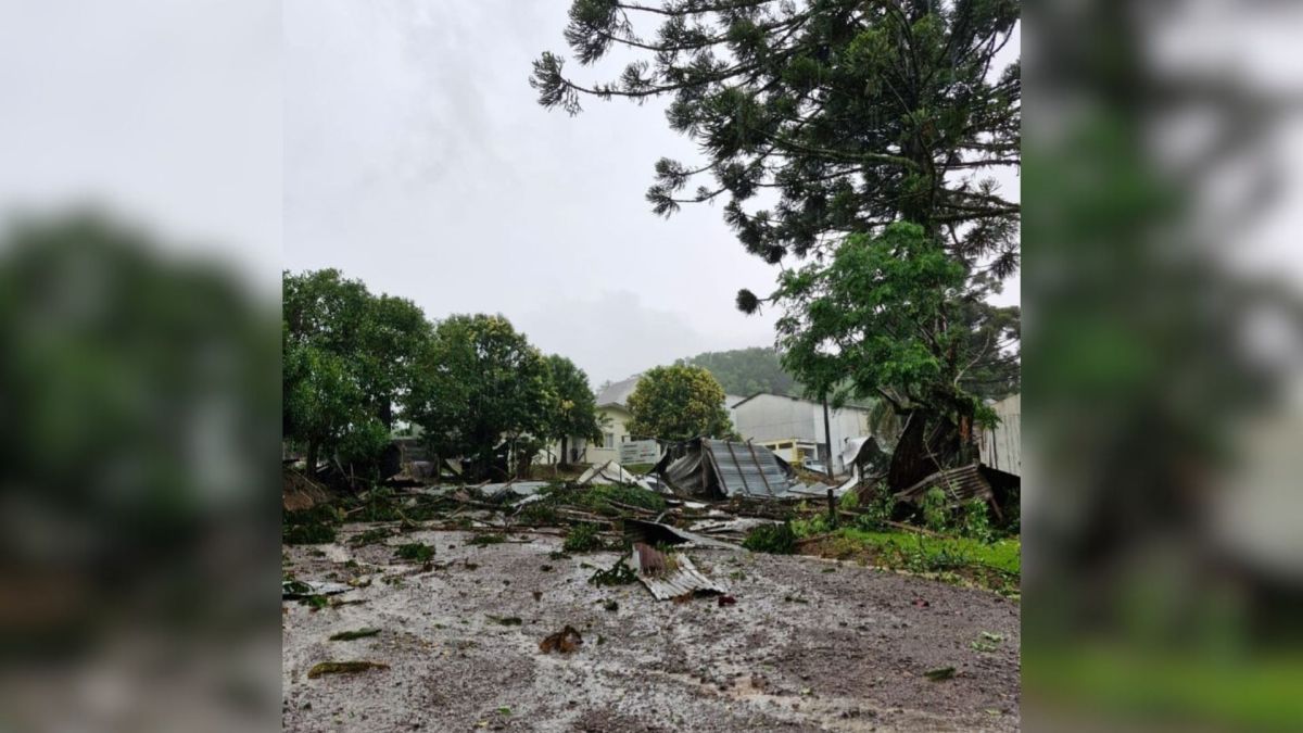 Defesa Civil confirma que tornado atingiu cidade de Farroupilha no RS