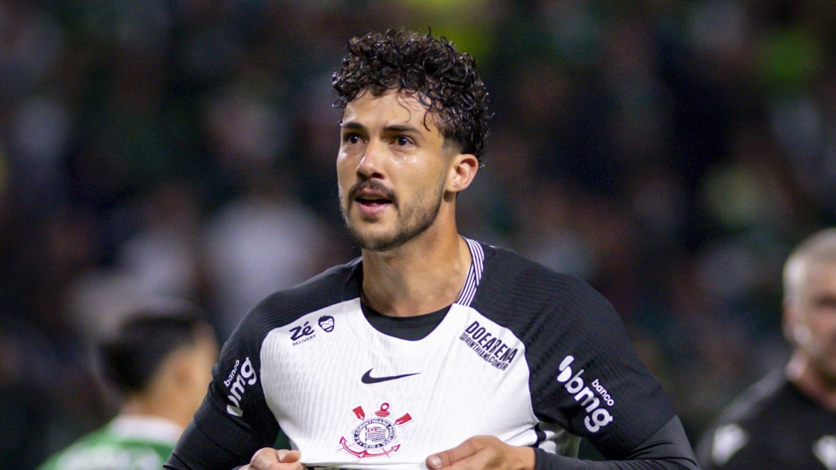 Gustavo Henrique, do Corinthians, revela terapia na época de Flamengo