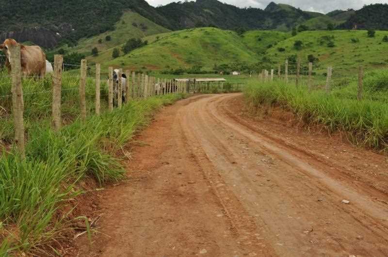 Pai tenta salvar filho de afogamento durante Natal, mas os dois morrem