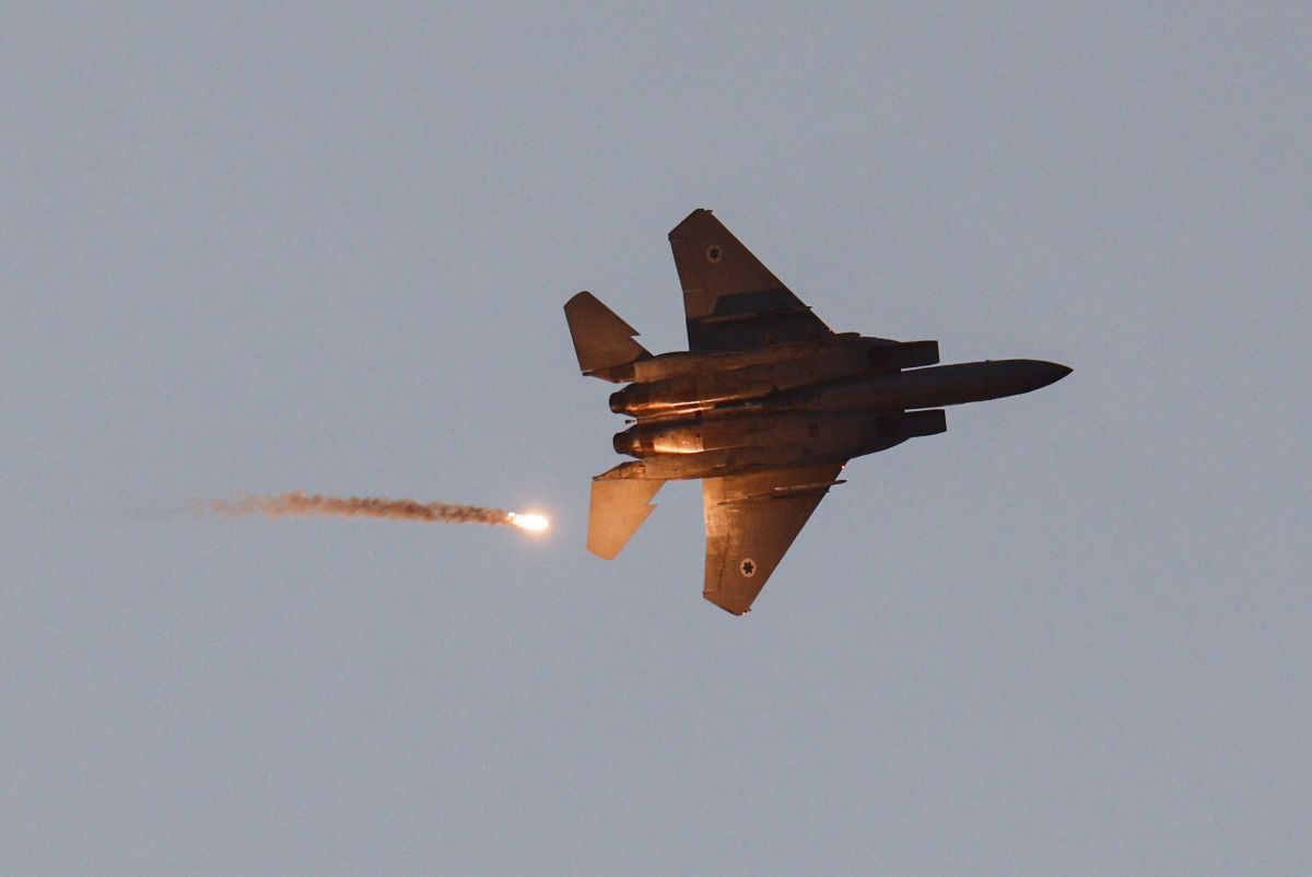 Pentágono anuncia contrato de US$ 8,6 bilhões para jatos F-15 para Israel