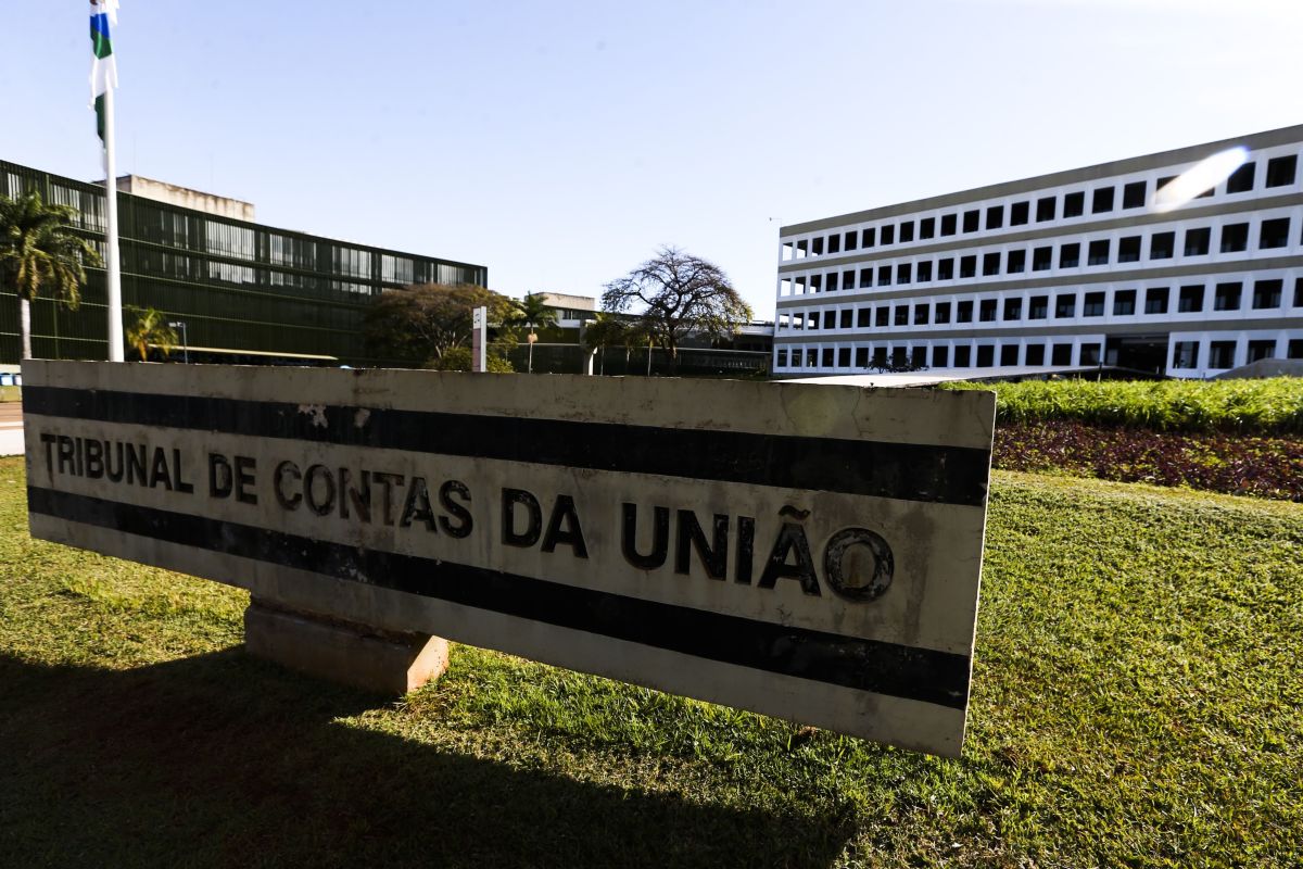 Ala do TCU busca acordo para evitar derrota a relator no plenário