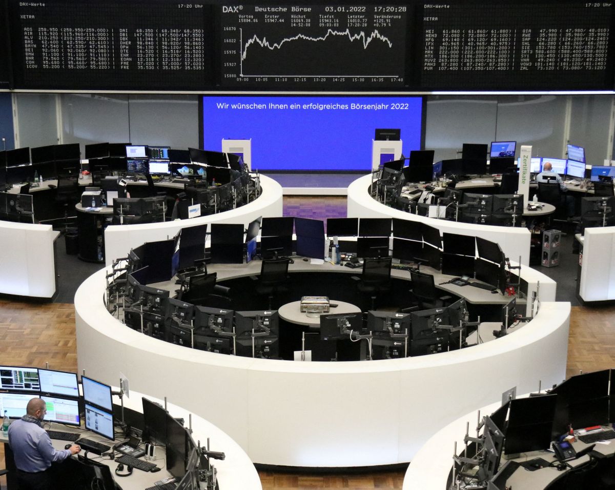 Bolsas da Europa operam mistas em meio à instabilidade na Venezuela