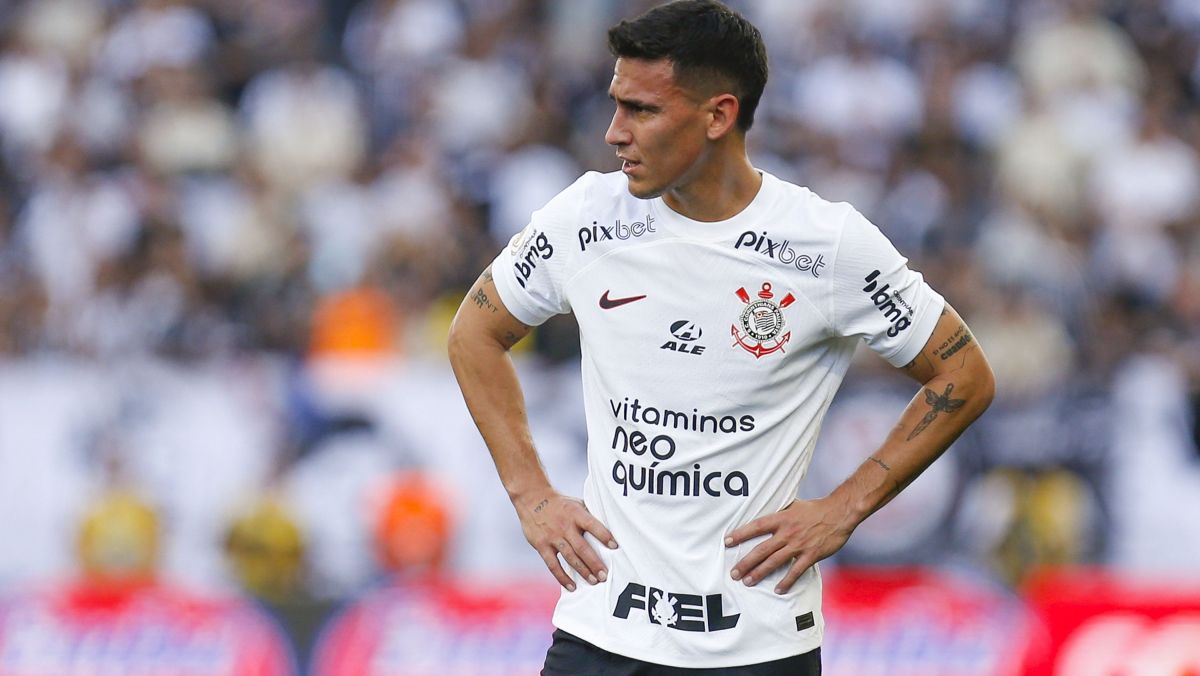 Corinthians quita dívida com Matías Rojas e evita novo transfer ban