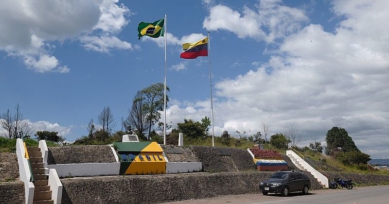 Fronteira da Venezuela com o Brasil é reaberta após breve fechamento