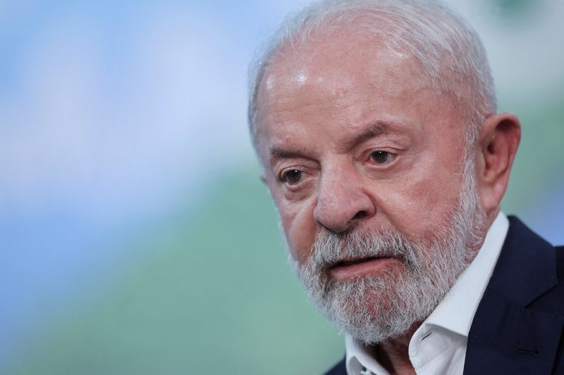 Lula sanciona orçamento de 2026 com veto a aumento do Fundo Partidário