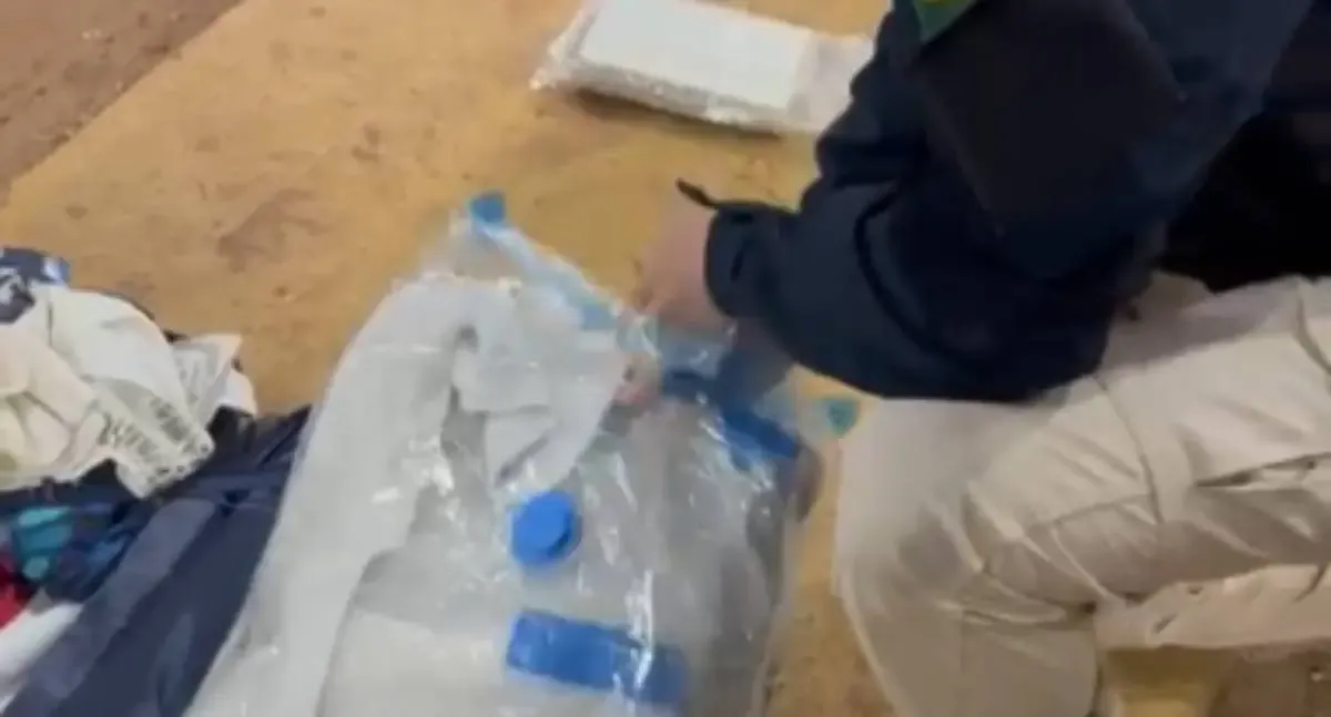 PRF apreende mais de 13 kg de droga com passageira em Vilhena