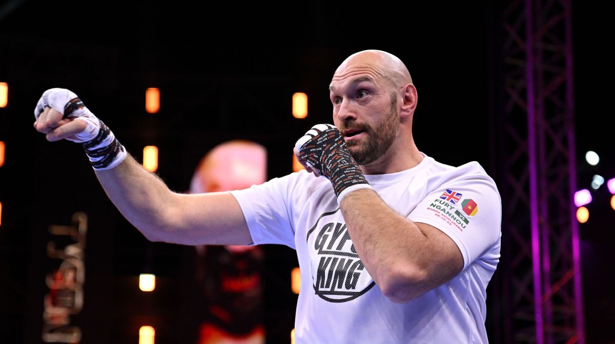 Tyson Fury, campeão mundial de boxe, anuncia retorno da aposentadoria