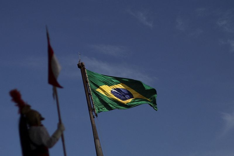 Waack: Brasil nunca se preocupou com defesa em entorno e fronteiras