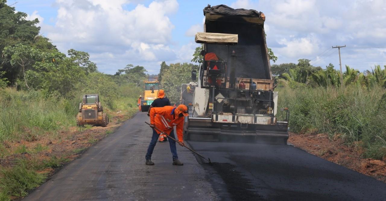 Deputado Alex Redano solicita recuperação da RO-464 entre Theobroma e Jaru