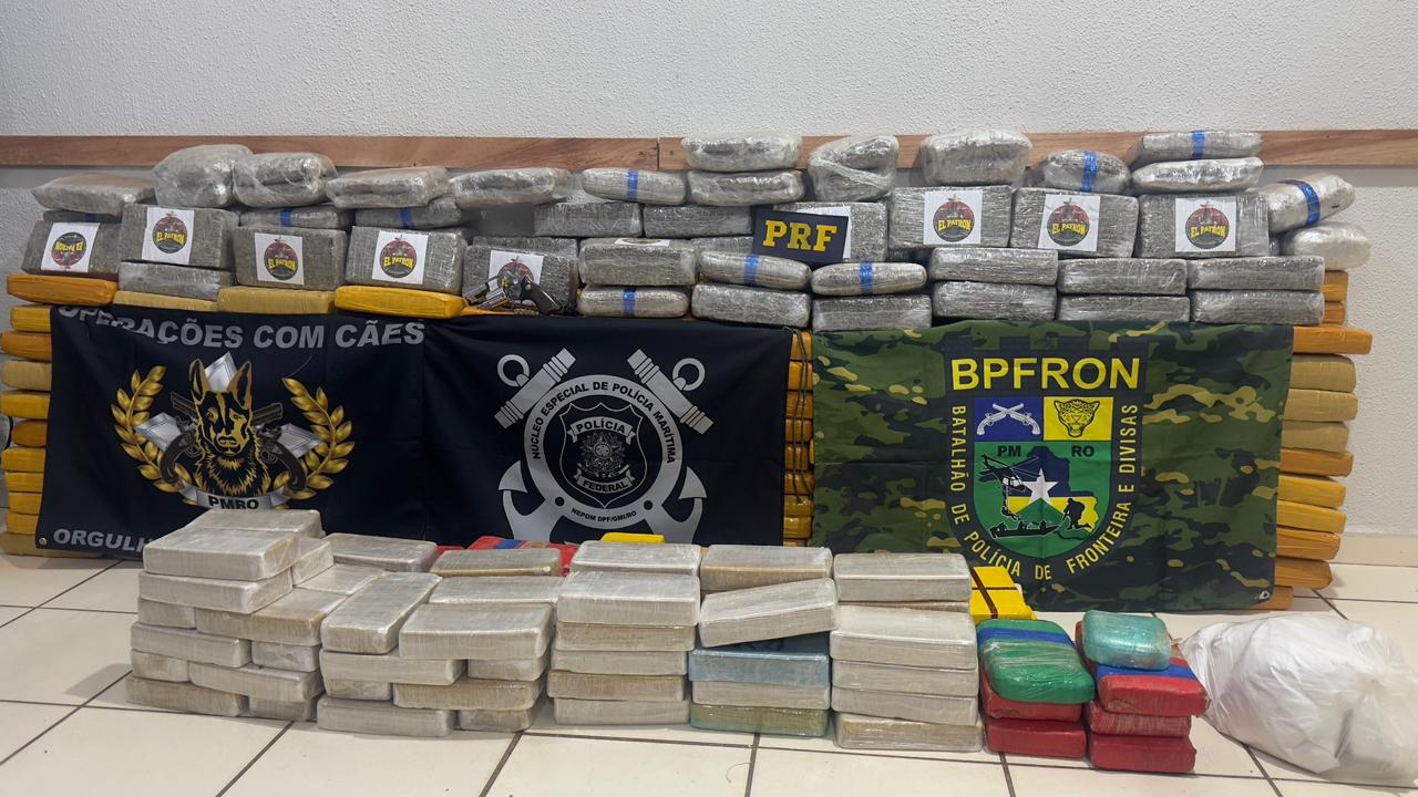 Forças de segurança apreendem pasta base de cocaína, maconha e cloridrato de cocaína no Rio Madeira, em Rondônia